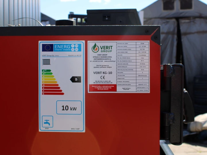 Kocioł piec co z podajnikiem na ekogroszek KG Verit Pleszew Producent 10kW atest 5 klasa ekoprojekt kotły certyfikat piece (2).jpg